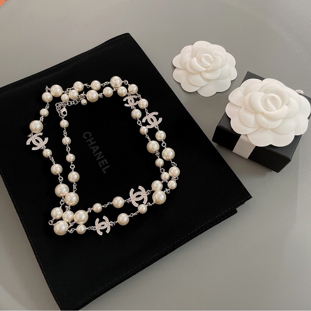 CHANEL Necklace